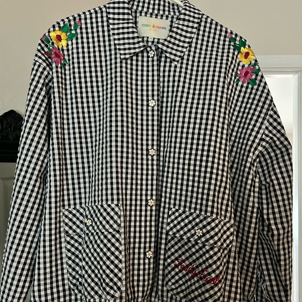 Brand new! Teddy Fresh 3x gingham snap jacket. Never worn. Non smoking home.